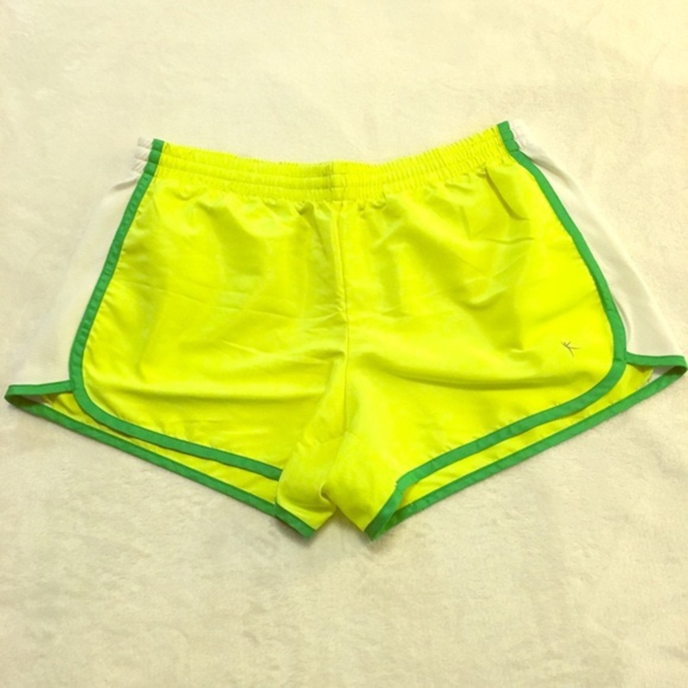 Danski Now Running Shorts. XL 14-16
